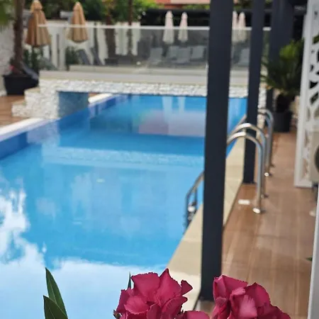 Sweet 9 * Sunny Beach